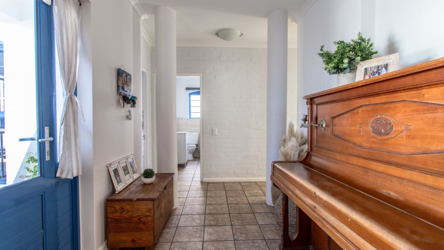 4 Bedroom Property for Sale in Paradise Beach Western Cape